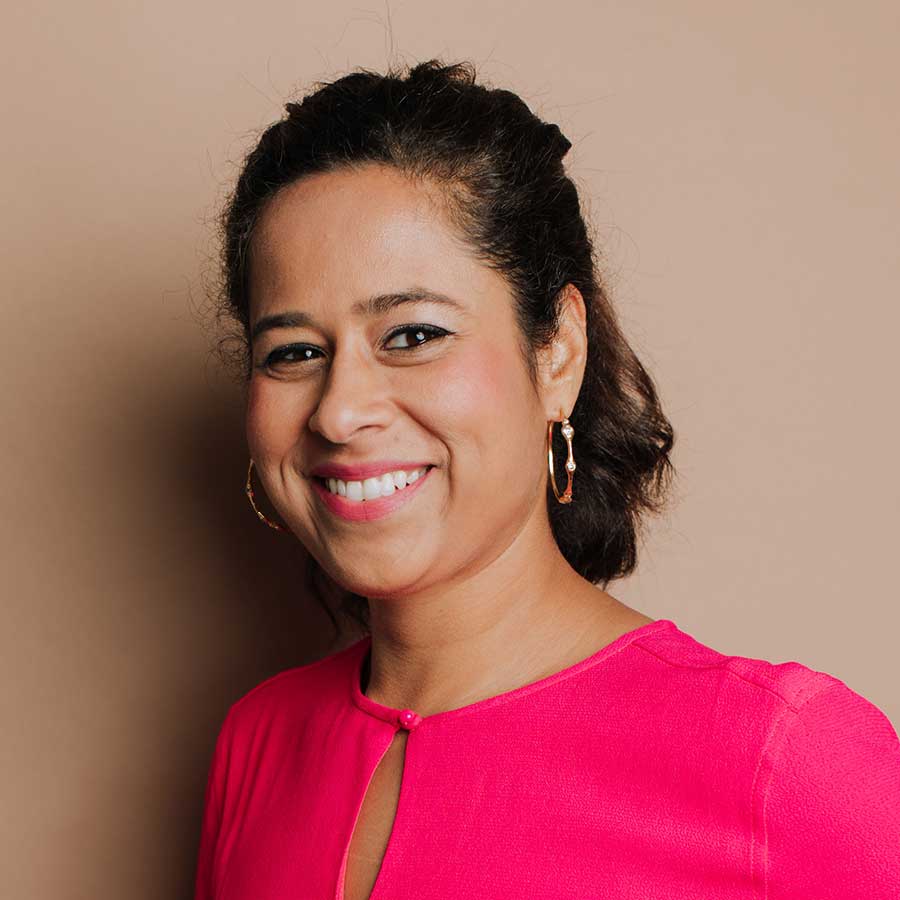 Headshot of Aparna Rae.